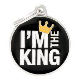Min familj charmar svart hundkaraktär med texten I'm the King