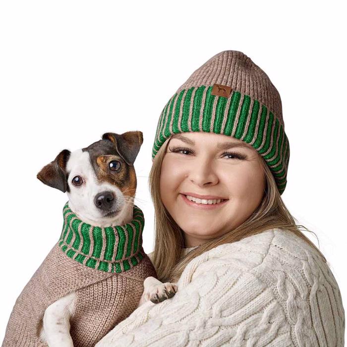 Hunter Stickad Tröja Till Hunden med Matchande Stickad Mössa till Dig Beige/Grön