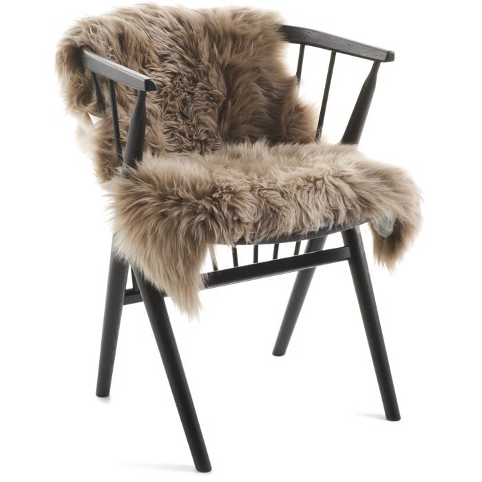 Äkta fårskinn i Taupe Long Wool av högsta kvalitet