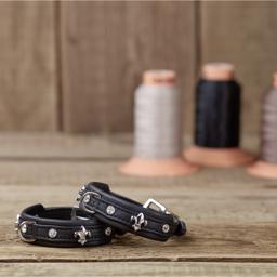 Handgjort läderhalsband med diamanter Design Mini Fleur Svart Krom